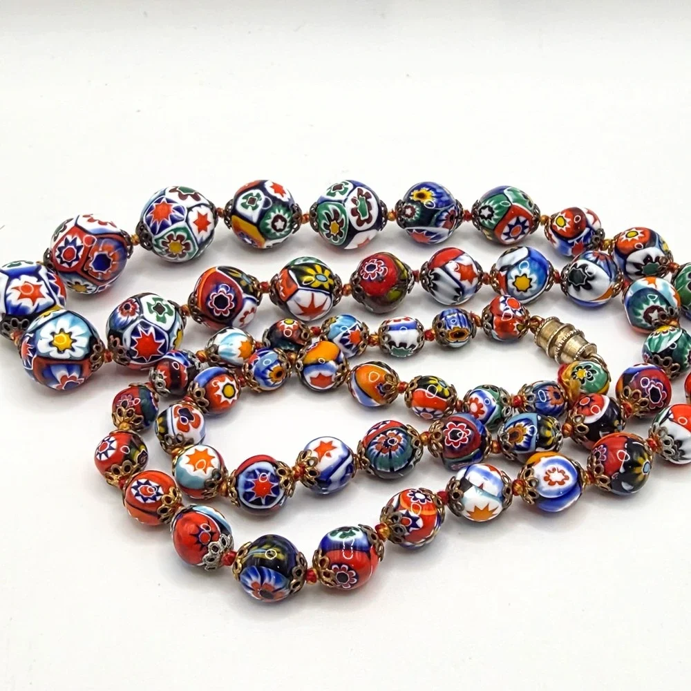 Italy Murano Millefiori Graduated Hand Knotted Beaded 28
